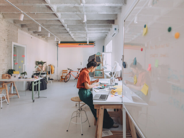 8 tips for working with graphic designers